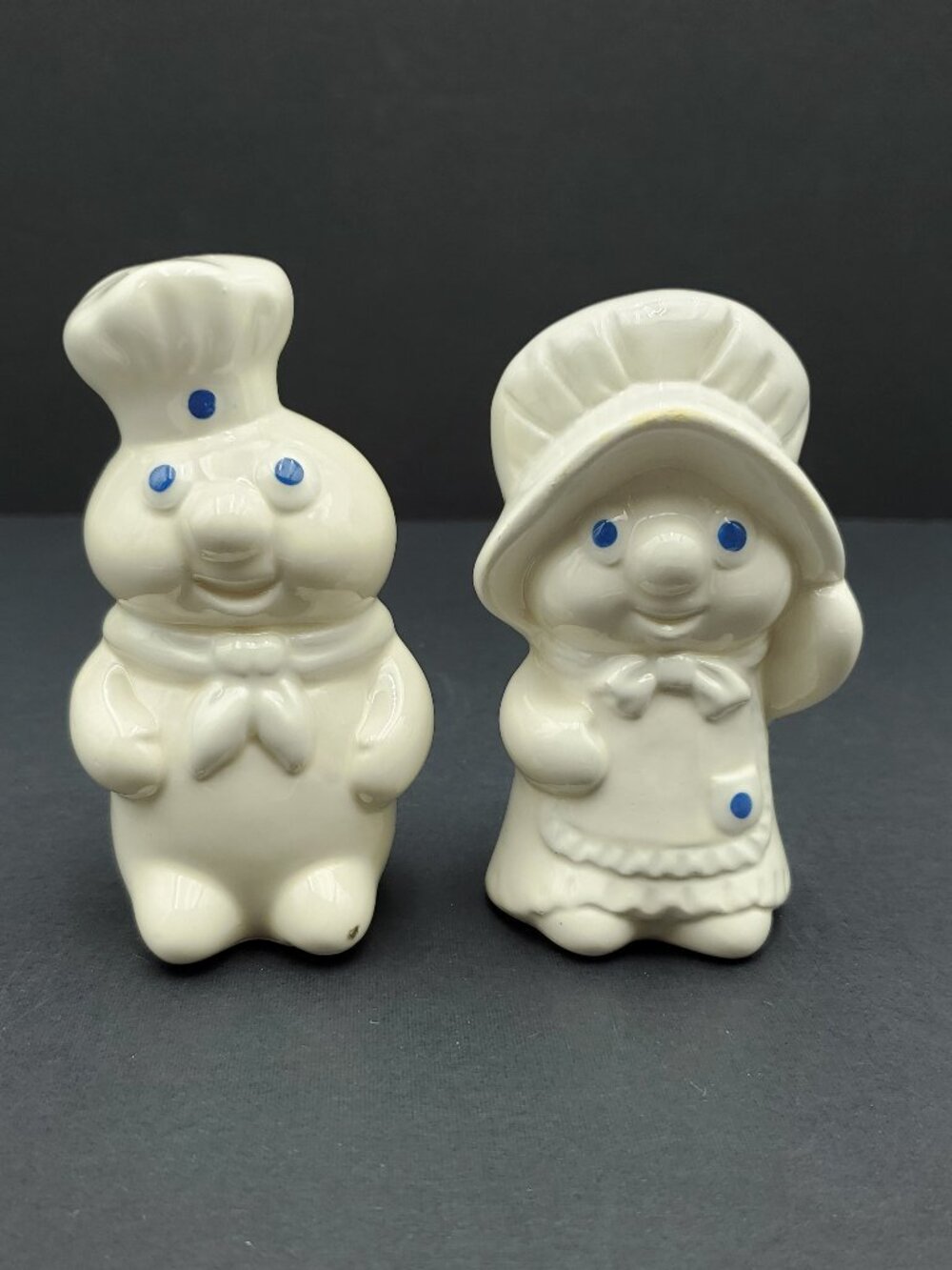 Pillsbury Poppin' Fresh & Poppie Fresh Salt & Pepper Shakers Doughboy Doughgirl